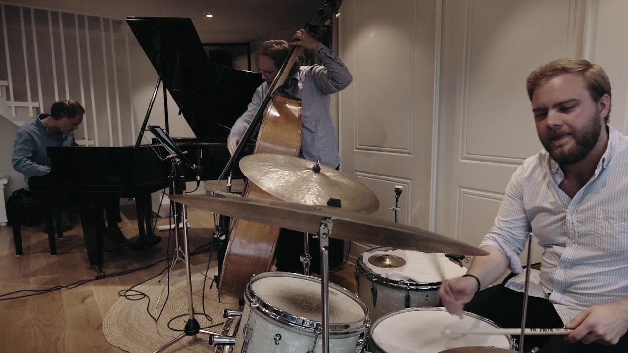Christian Jormin Trio with Magnus Bergström and Adam Ross playing 