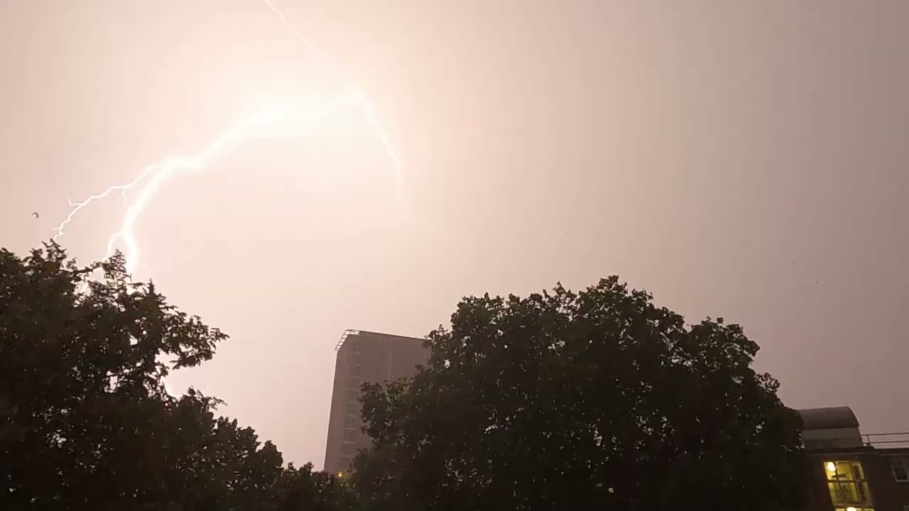 London Rain, Lightning, & Thunderstorm 23rd June 2026 | This Video is for those who Like Lightning