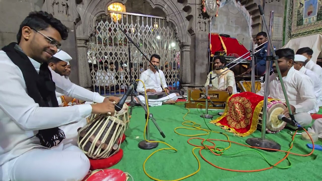 राम कृष्ण हरि भजन   गायन  : श्री कुंदनजी बोरसे .