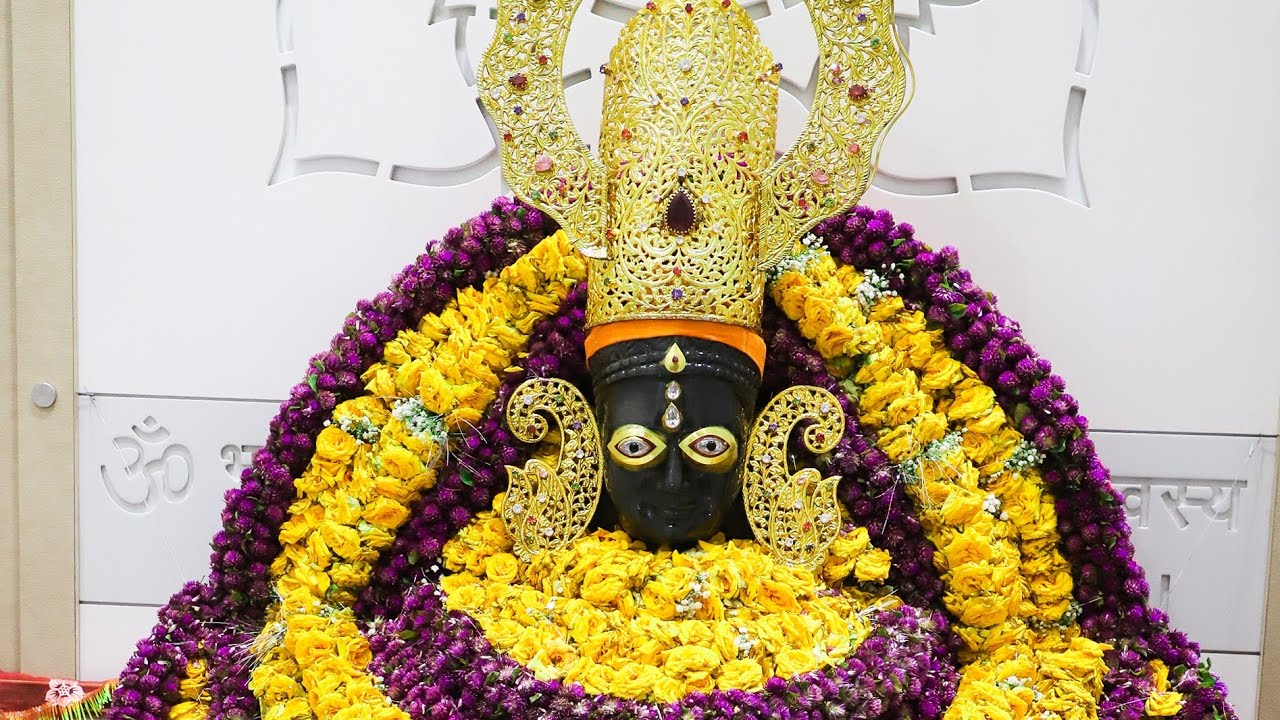 ना मैं तुझको जानता बाबा, कैसे यूँ पहचान लिया...                                         