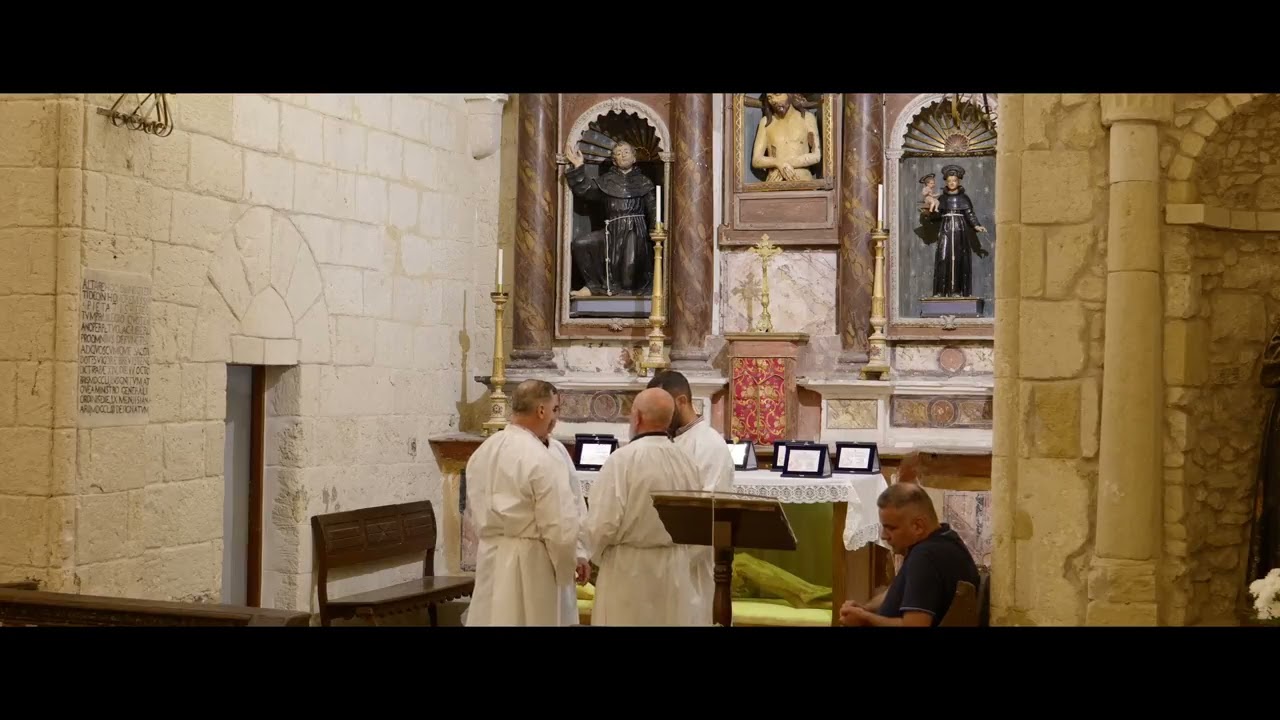 Coro della Confraternita di Santa Croce (Castelsardo) - Miserere darredu l'altariu