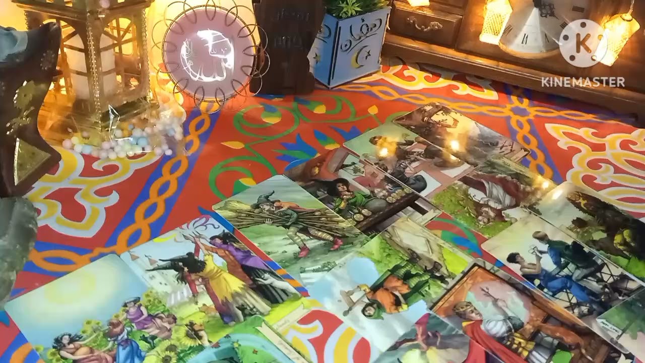 برج الجوززززززاء 😘 كشف لطاقه الشخص ال فبالك 😘ندمان لانه خزلك وجرحك ولكن انت مسيطر علي روحه بيغير نفس