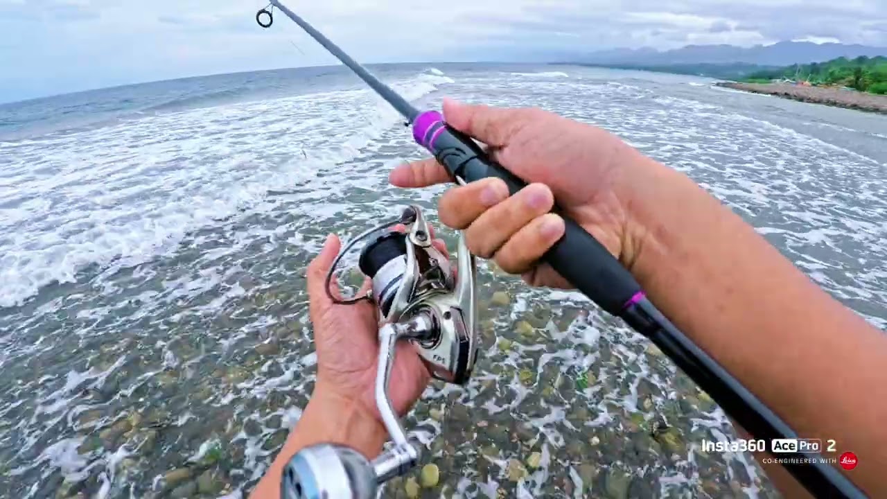 Big waves and heavy wind fishing