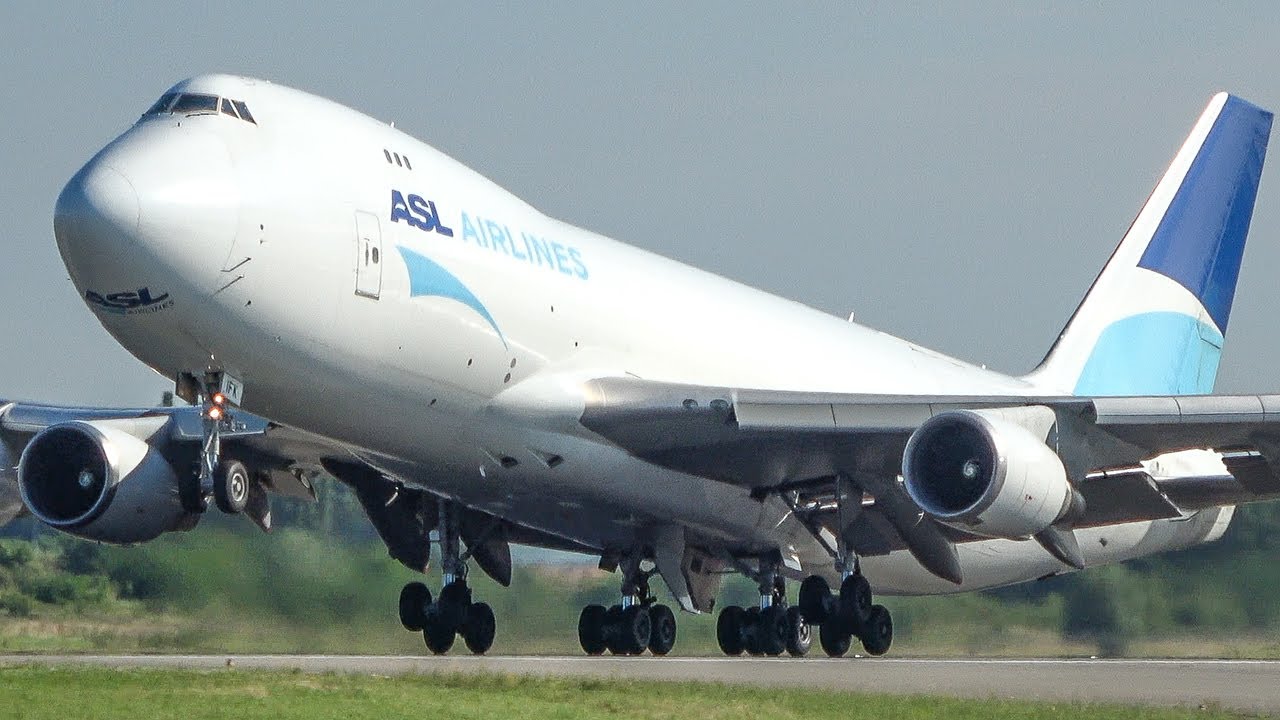 60 MINUTES PURE AVIATION - BOEING 747 LANDING + DEPARTURE at Liege  + Other Traffic (4K)