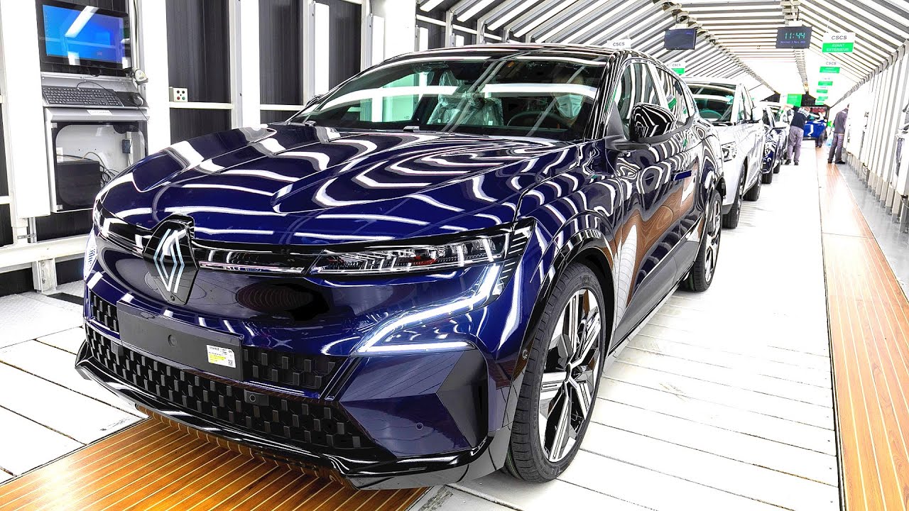 2022 Renault Mégane E-TECH Production in France