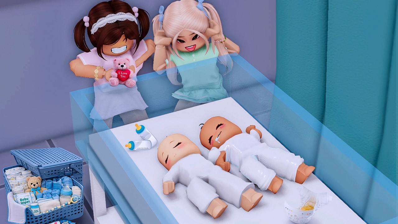 Visiting Adorable Newborn Babies 👶🍼 Roblox Roleplay