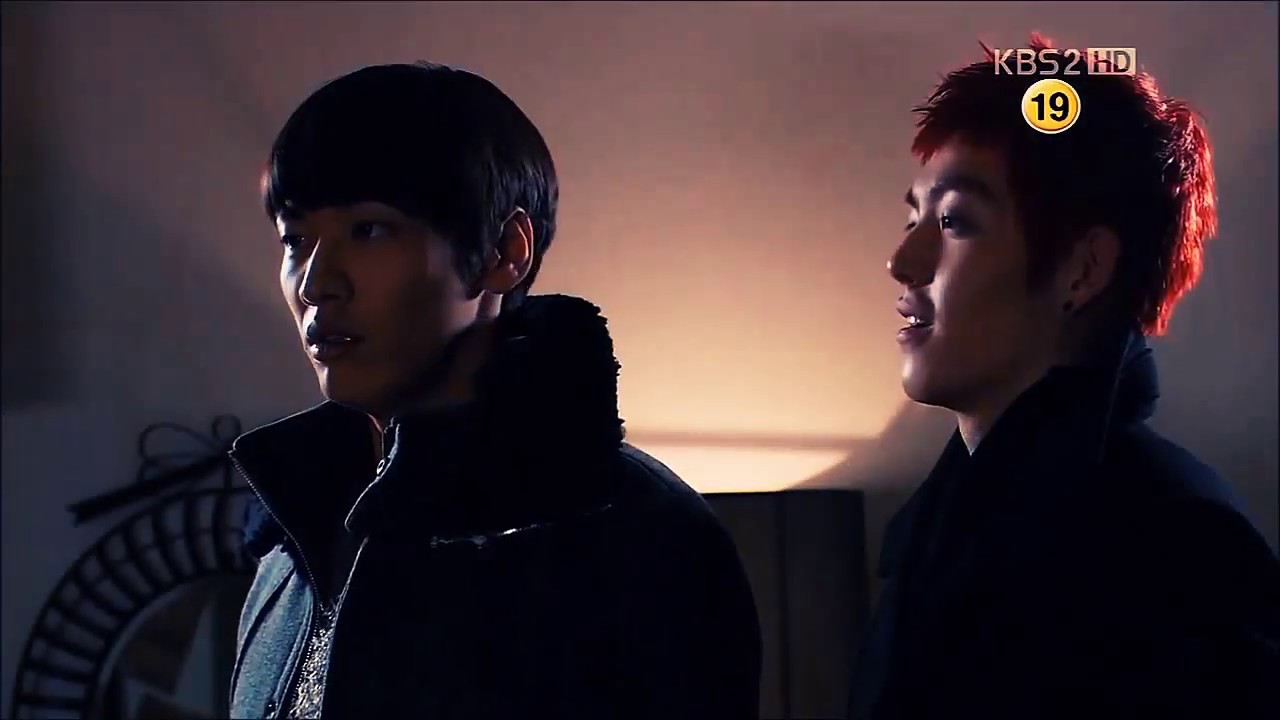 WHITE CHRISTMAS || KIM WOO BIN & KIM YOUNG KWANG | ZOMBIE