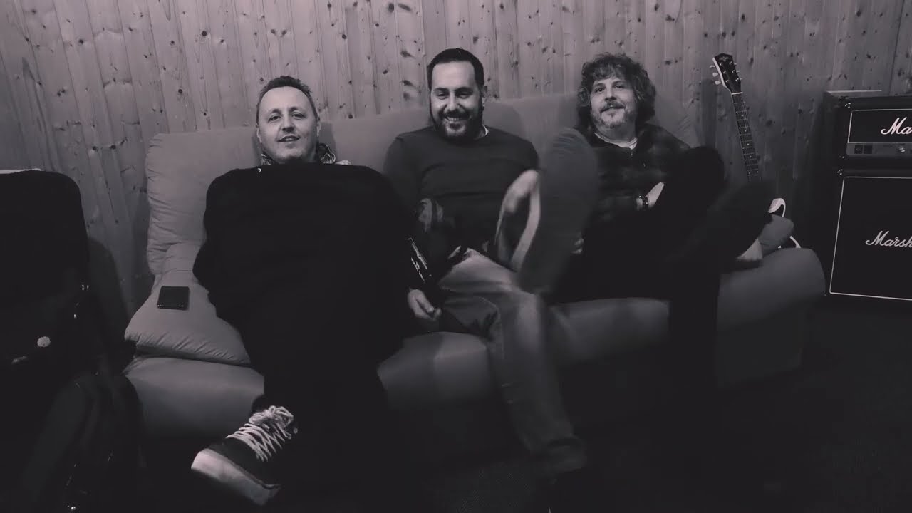 Todo vuelve a empezar (Videoclip Oficial)