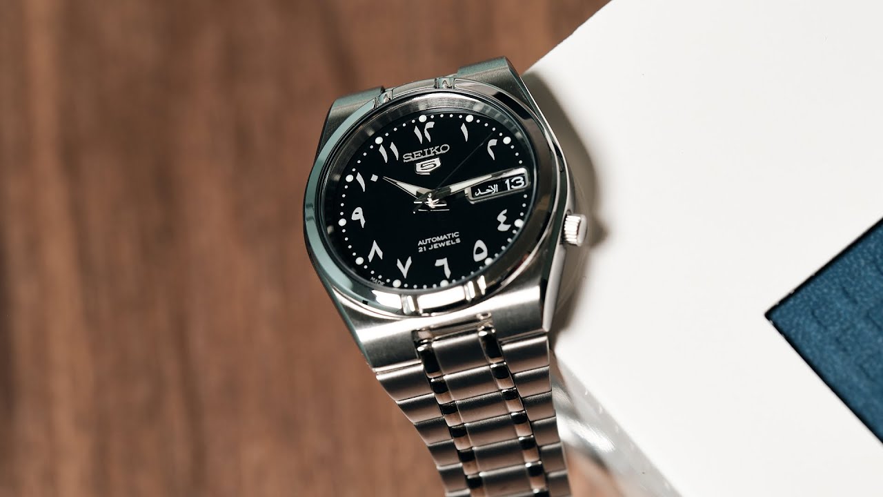 Most Unique Seiko 5 Dial? - Seiko 5 SNK063 Unboxing and Specifications