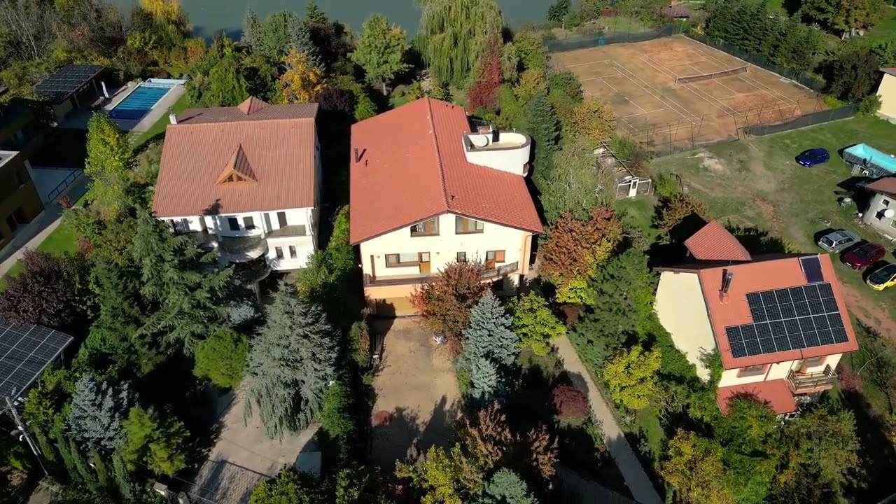 Vilă superbă cu ponton privat- Lacul Morii
