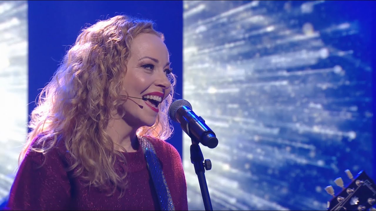 The Best of Pop: Anneke van Giersbergen sings ' Ray of Light'