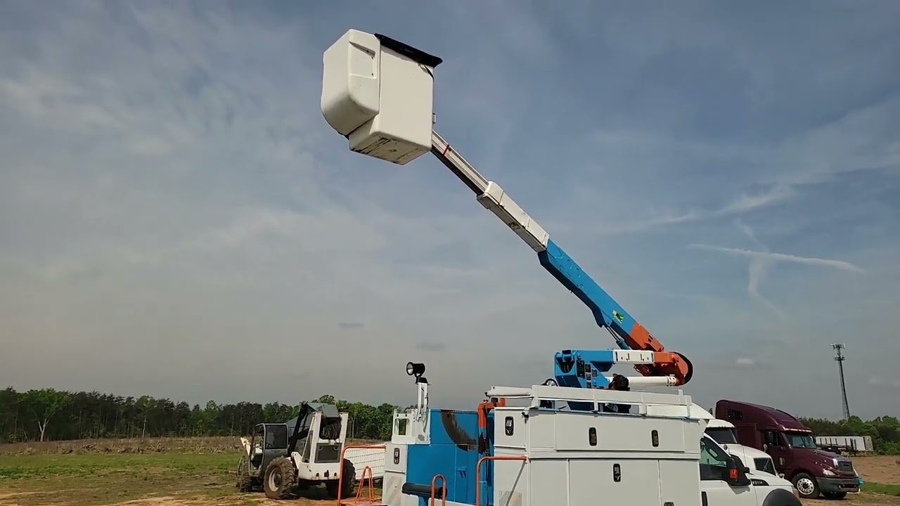 2015 ALTEC AT37G For Sale