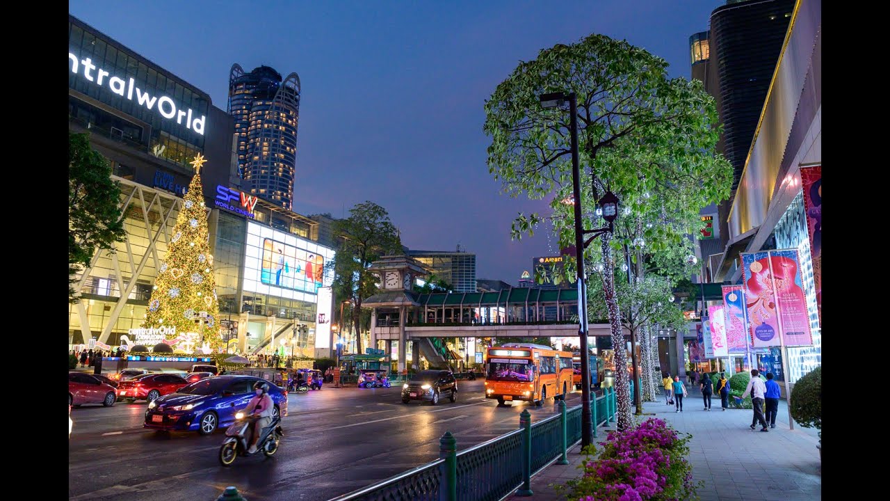 [4K] Bangkok walking tour around Ratchadamri road on the evening