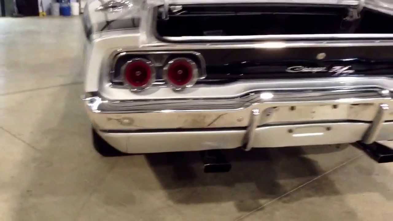 1968 Dodge Charger R/T 440 - Mopar lovers dream!!
