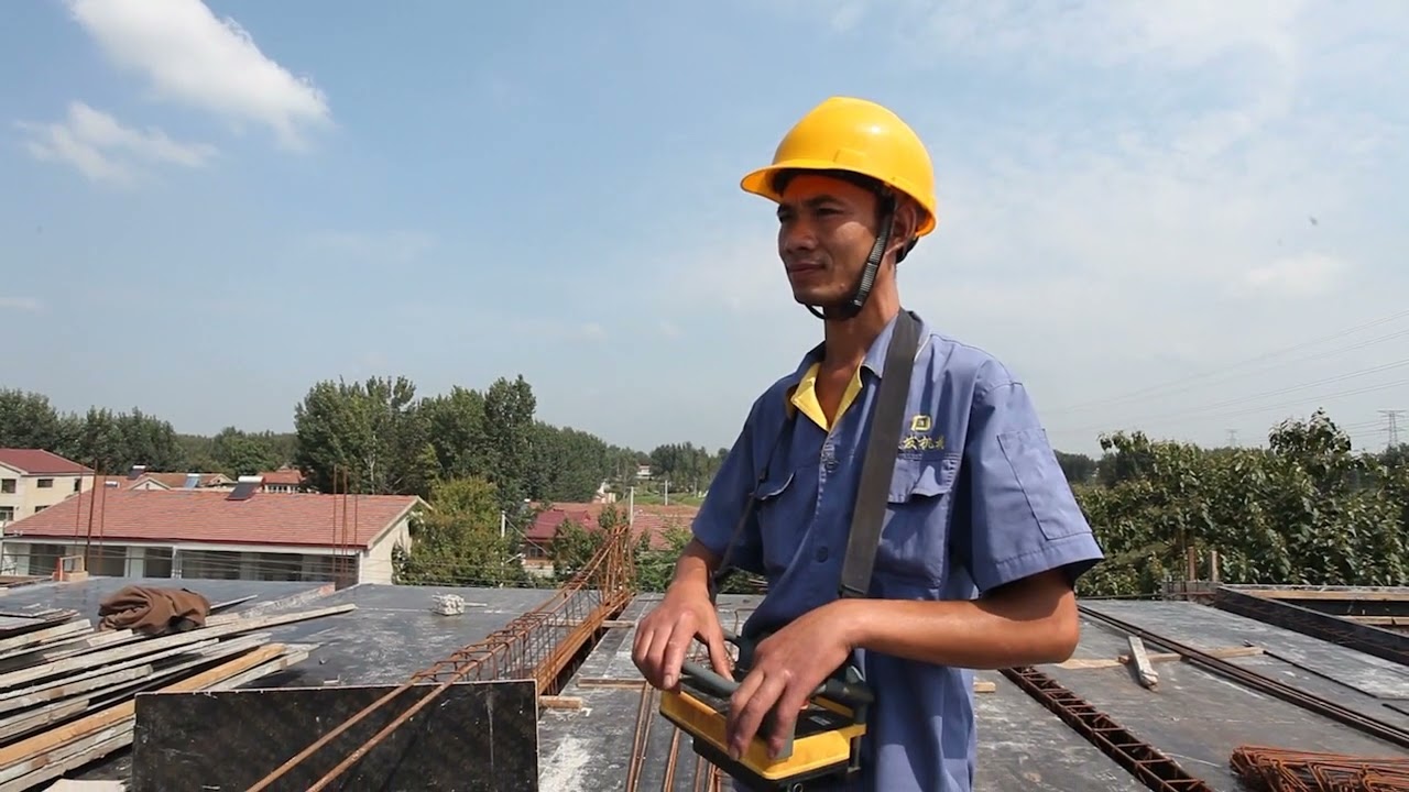 self erecting tower crane