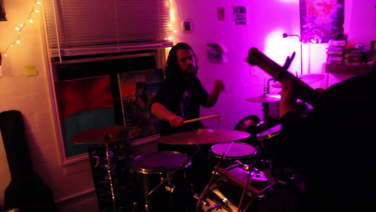 Middling Live at The House With No Name 1/16/26