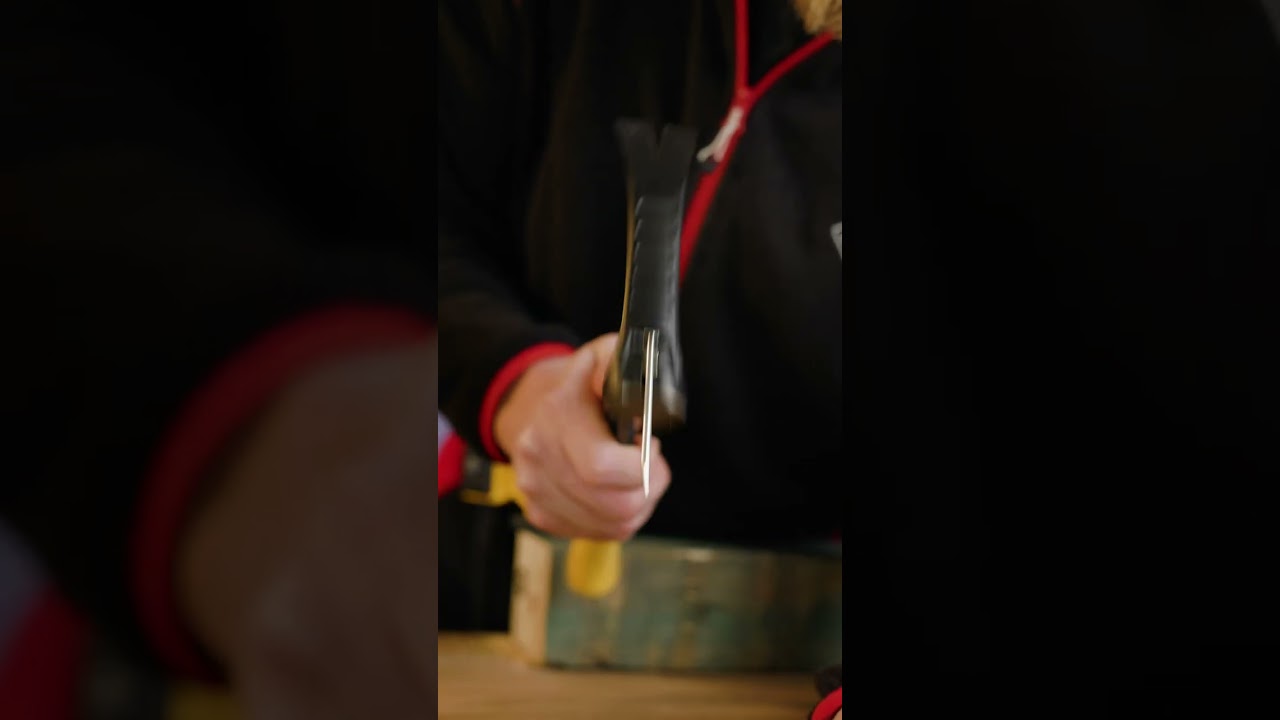 DEWALT DWHT51145-0 MŁOTEK DO SZYBKIEJ PRACY Z MAGNETYCZNYM UCHWYTEM #shorts