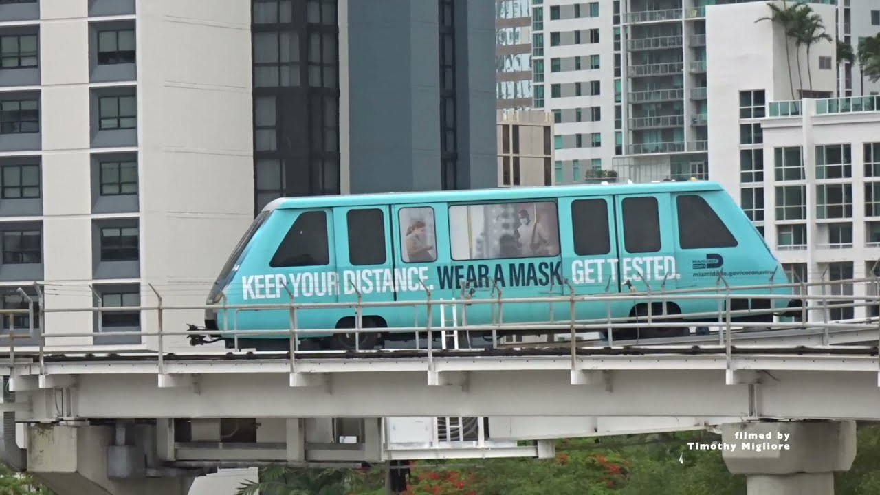 The MetroMover in Miami, Florida, USA 2021 (too cute: I mean too cool)