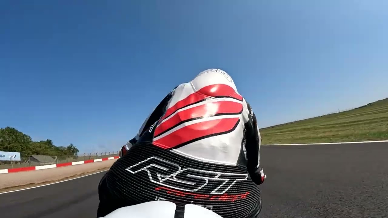 Onboard | 2005 Honda CBR600RR – Donington Park National 600cc Race 2 (NGRRC)