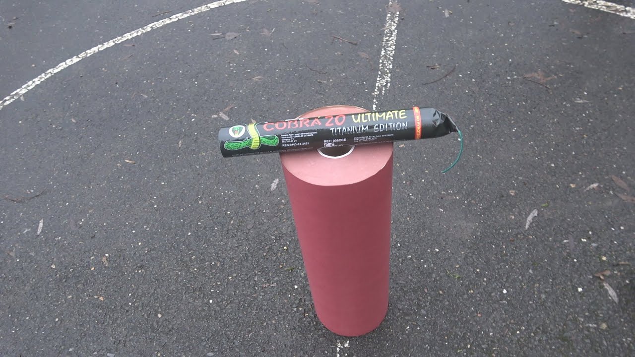De kracht van een Cobra 20 VS Rol Papier - Vuurwerk