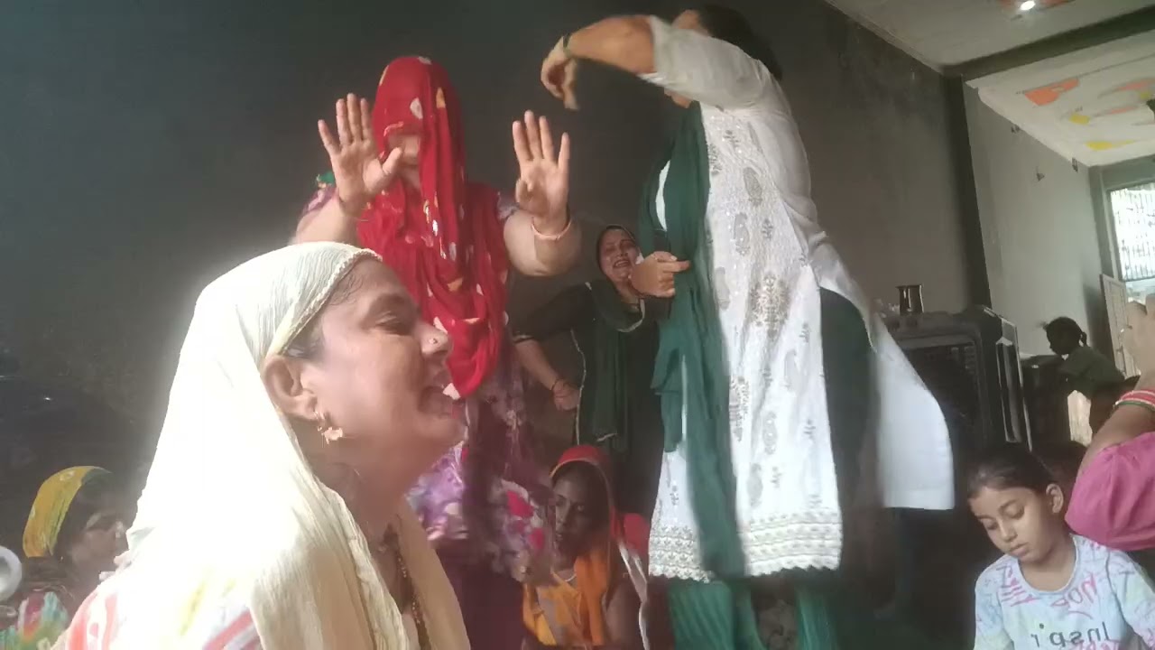 25 August 2025 हम तुम्हें चाहते हैं ऐसे मरने वाला कोई