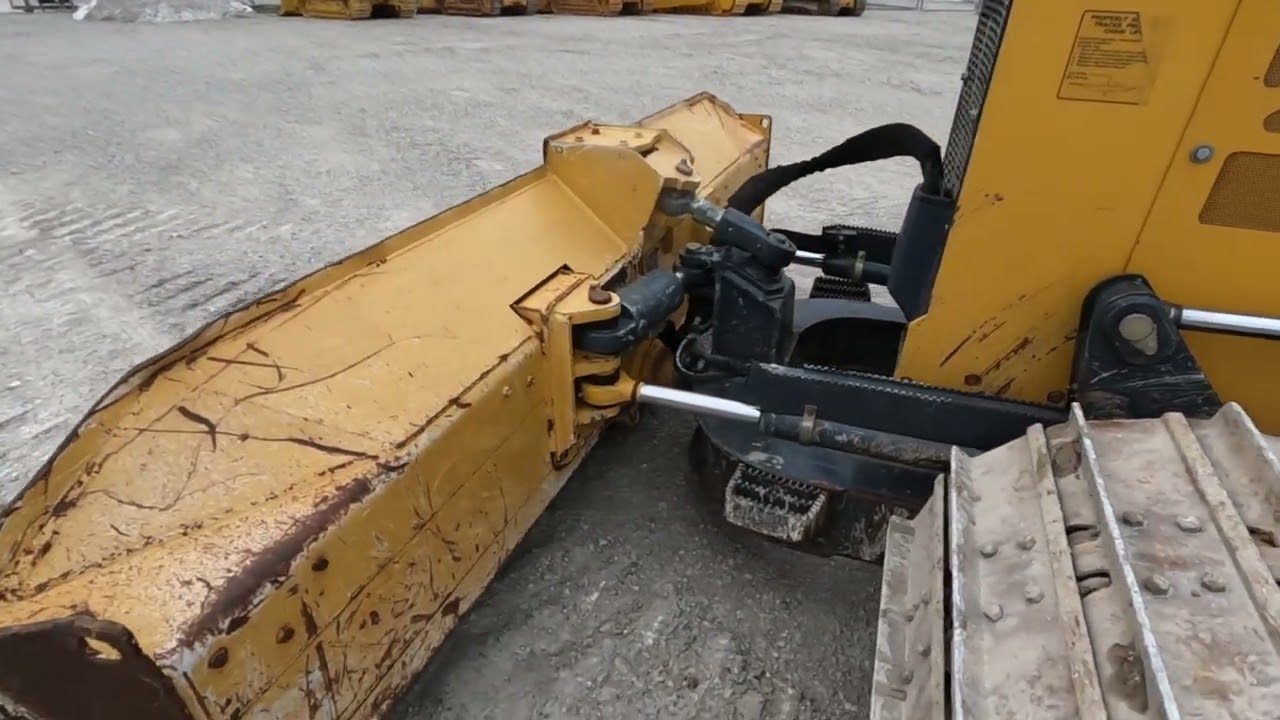 2019 John Deere 550K LGP with Cab C&C Equipment