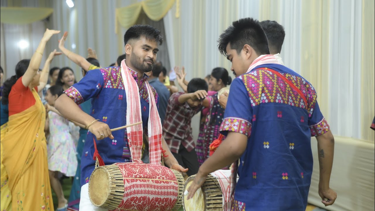 বহাগৰ প্ৰথম বিয়াৰ অনুষ্ঠান চকিটিংৰ ওচৰত।। ৮ বহাগ।। 9957402961