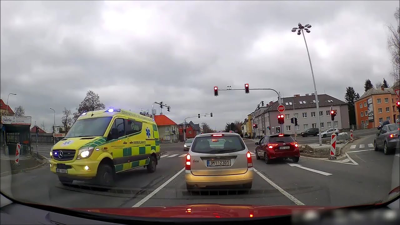 Hasiči, záchranka, policie (IZS OLK) - kompilace + dashcam II