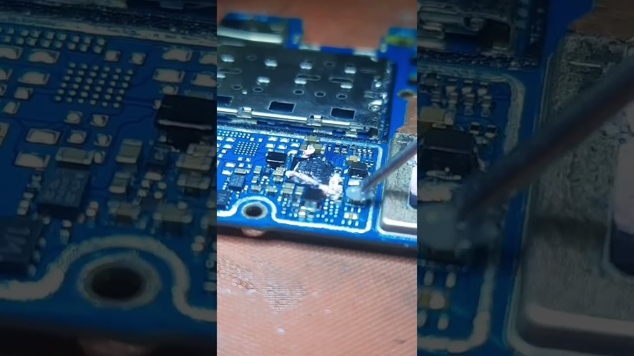 realme 8i light IC