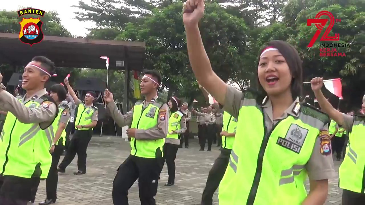 Tarian Kolosal Maumere  Dari Tangerang Merajut Kebhinekaan