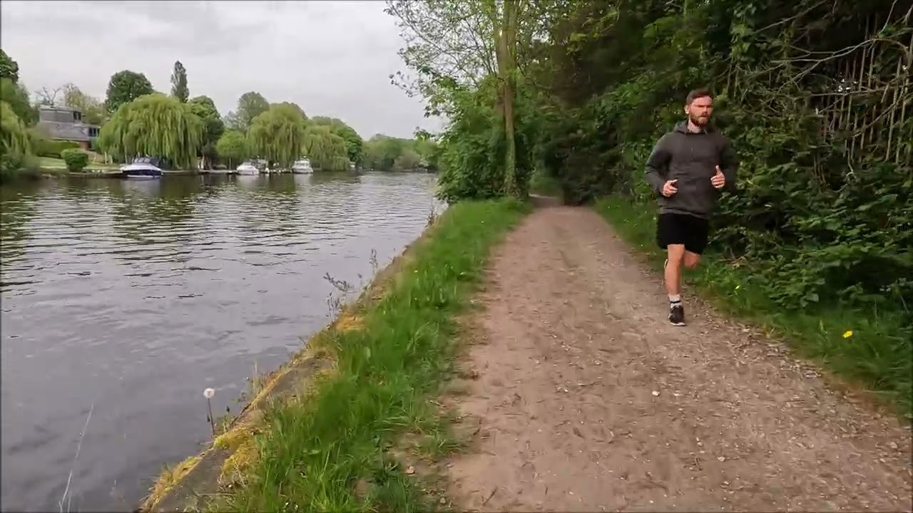 Virtual Walk - Thames Path To Halfords, Homebase & Sainsbury's - Staines - May 2022 | kittikoko
