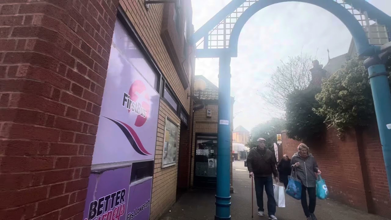 Lowestoft walk through🇬🇧
