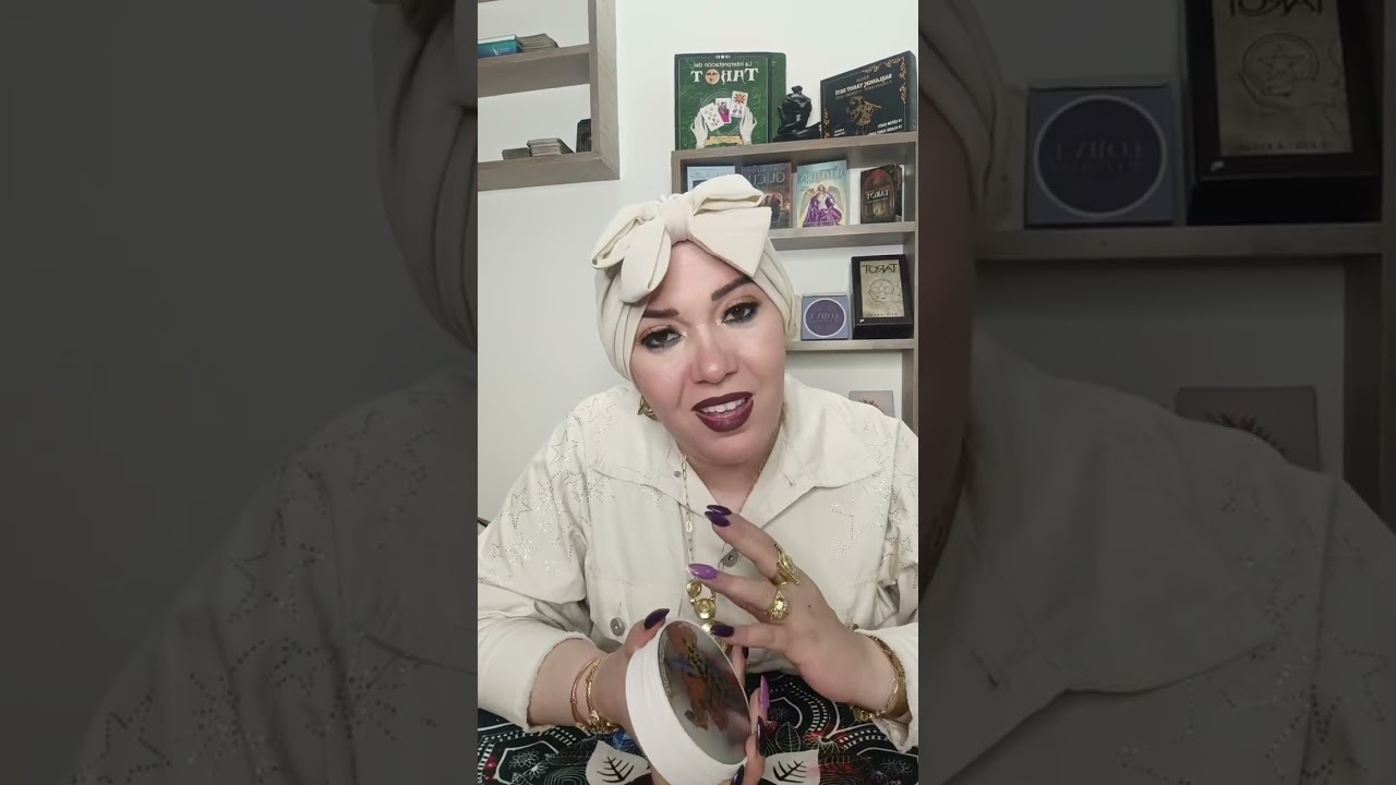 برج السرطان والعلافات الثلاثبه مشاعر الشريك ونواياه اتجاهك وانجاه الطرف الثالث