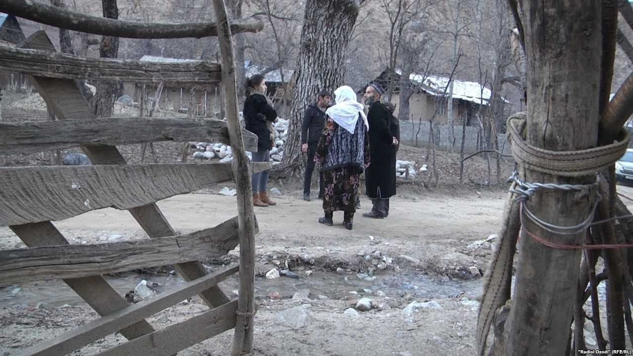Чаро Раҷабалӣ худкушӣ кард?
