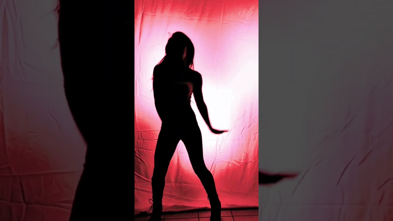 dance improv - bizcochito by rosal&iacute;a #bizcochito #rosal&iacute;a #dance #shorts #dancecover #danceimprov