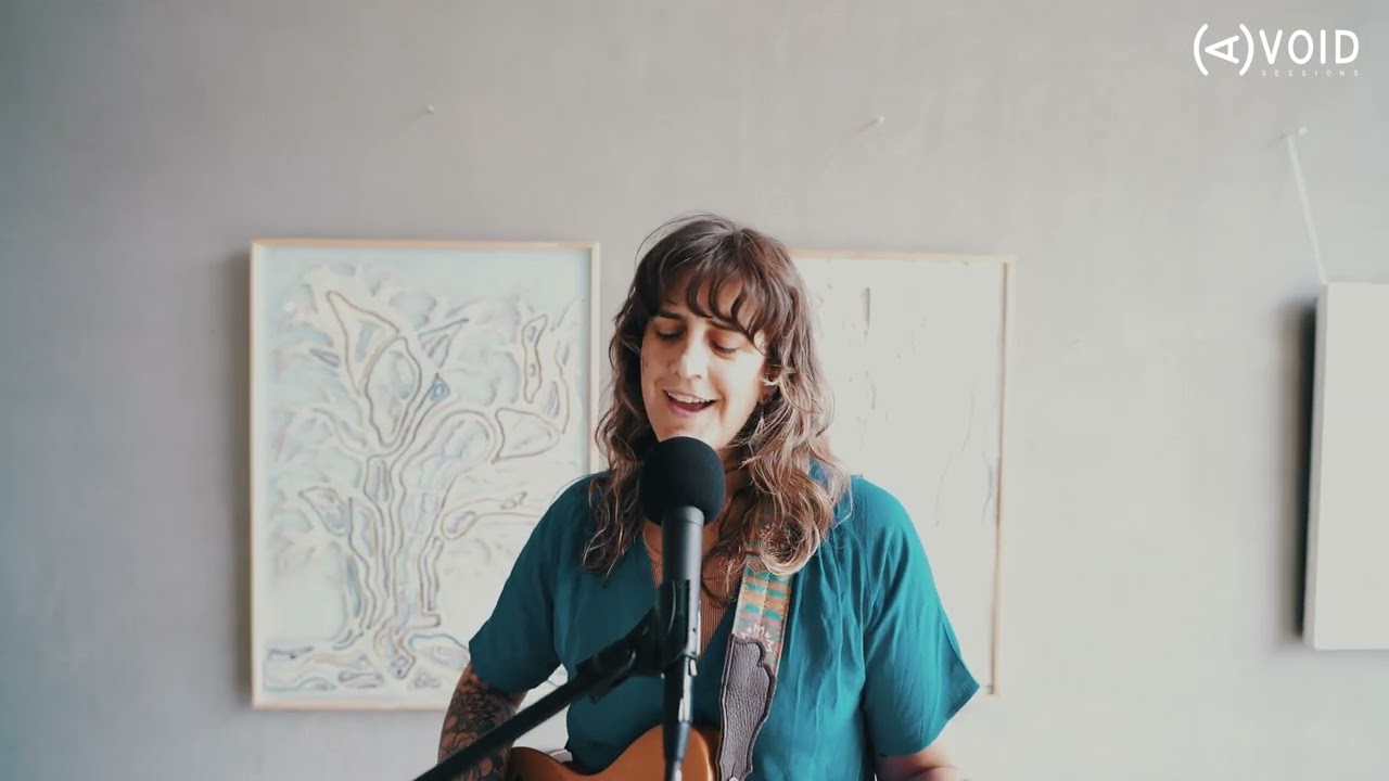 Karyn Ann - Grey // (A)VOID sessions