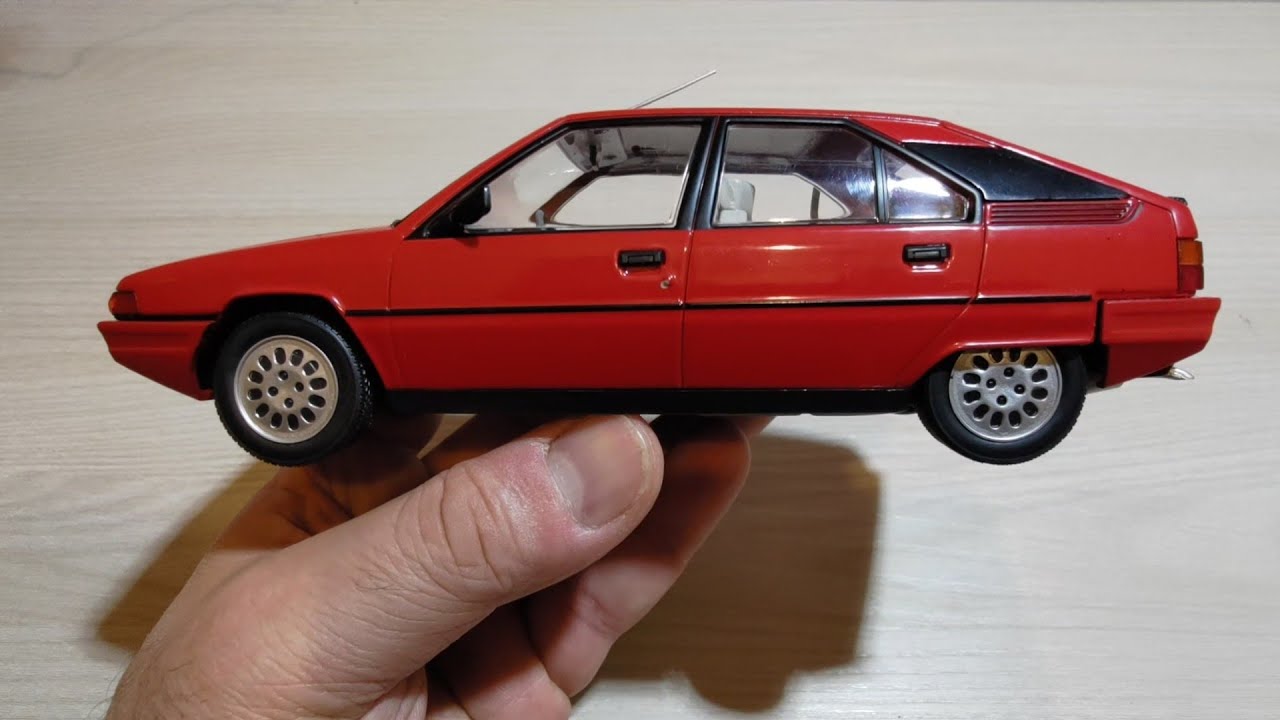 Citroen BX 16 TRS (1983) 1:24 Auto Vintage Europe Collection Centauria uscita n.27