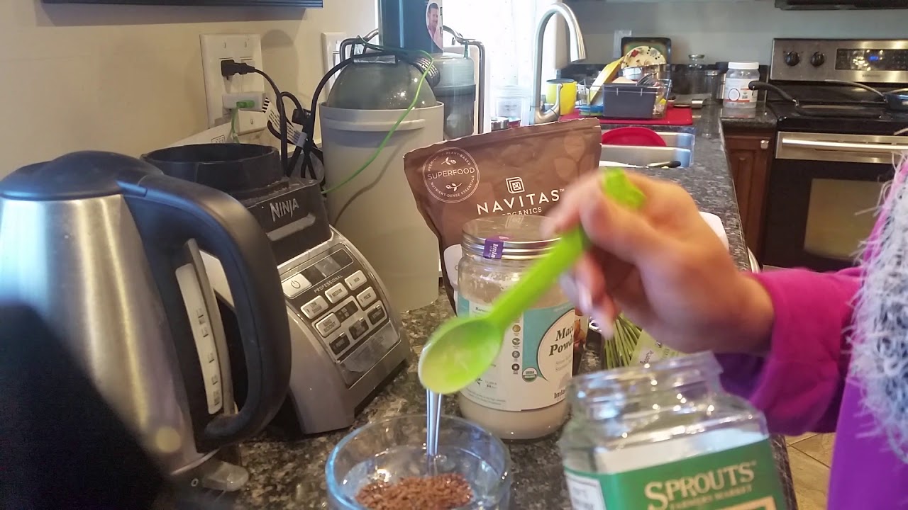Cafe saludable con maca, cacao y aceite de coco