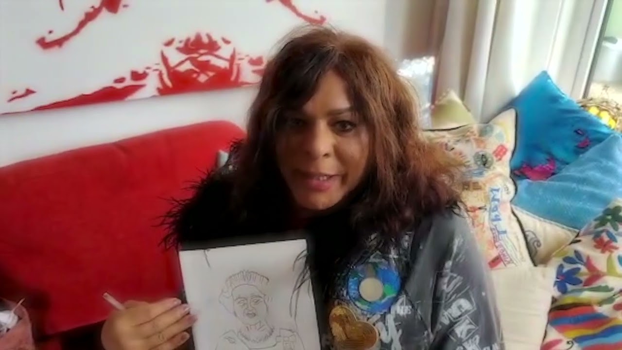 Lanah gets an art lesson from Lucian Freud model Sue Tilley