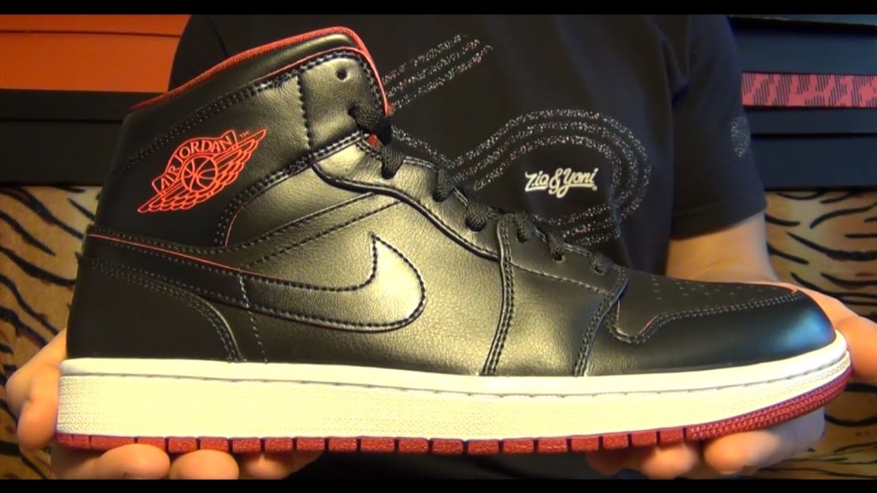 Видеообзор Air Jordan 1 Mid от #SNKRRVWS