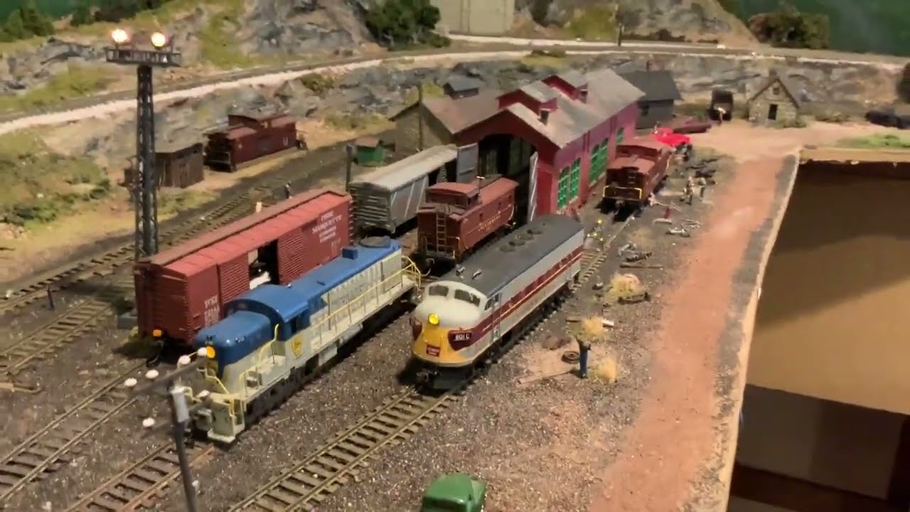 Erie Lackawanna inspired HO freelance  Layout Tour