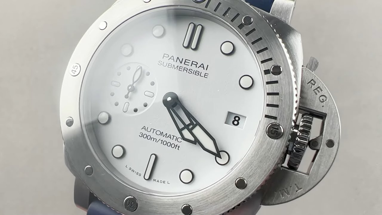 Panerai Submersible Bianco PAM01223 Watch Review