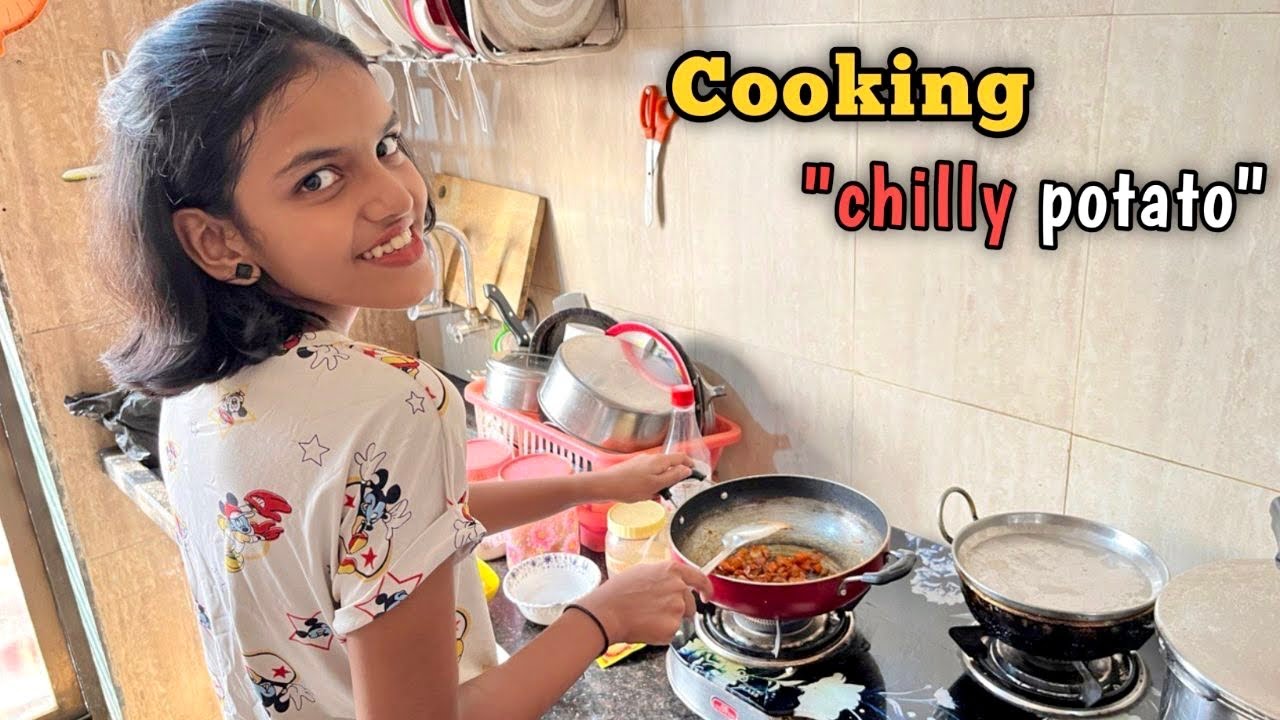 Manasvi Cooking sikh gayi 😋👩🏻‍🍳 | Manavi Shubham Vlogs