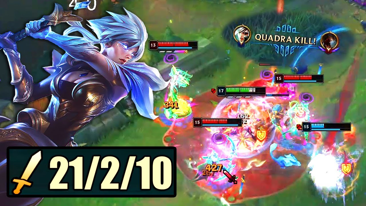 This Is What Challenger Riven In A Grandmaster's Lobby Looks Like