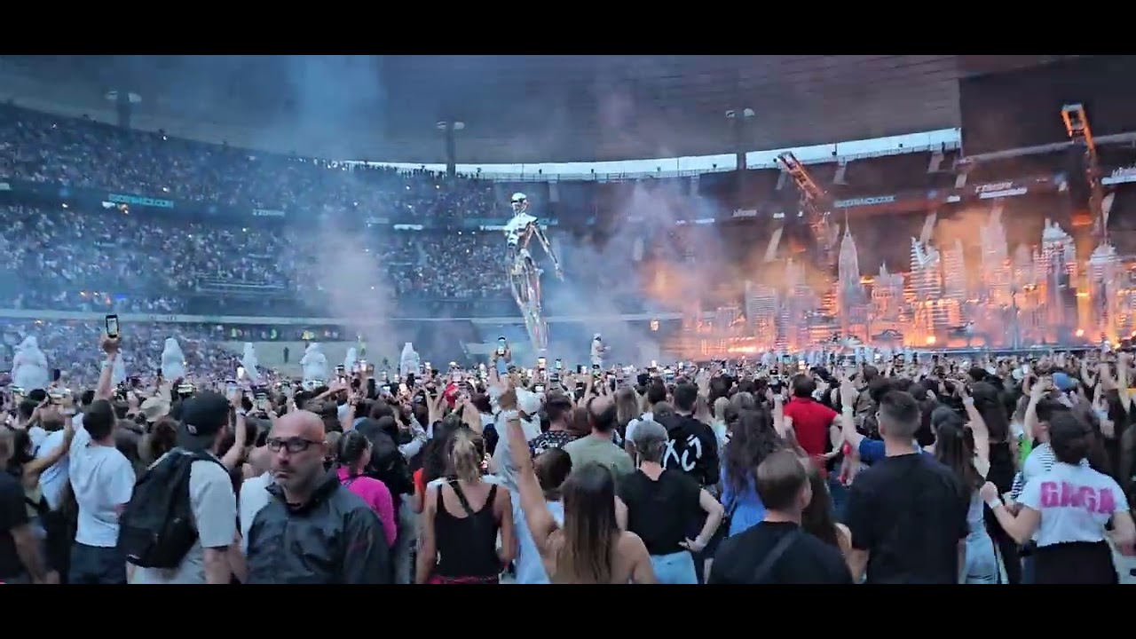 the weeknd stade de france 30.07.2023  often /crew love/ starboy