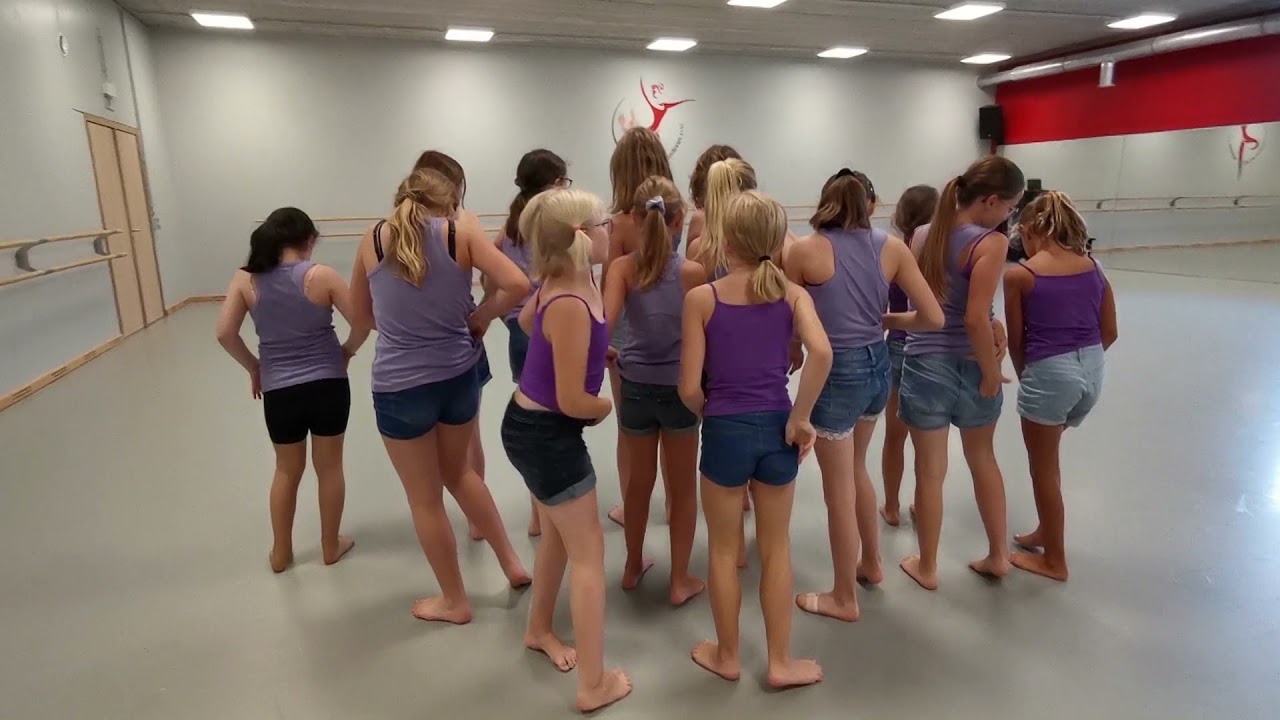 choré atelier choré N1, stage de danse 2021 de l'école de danse d'Erquelinnes