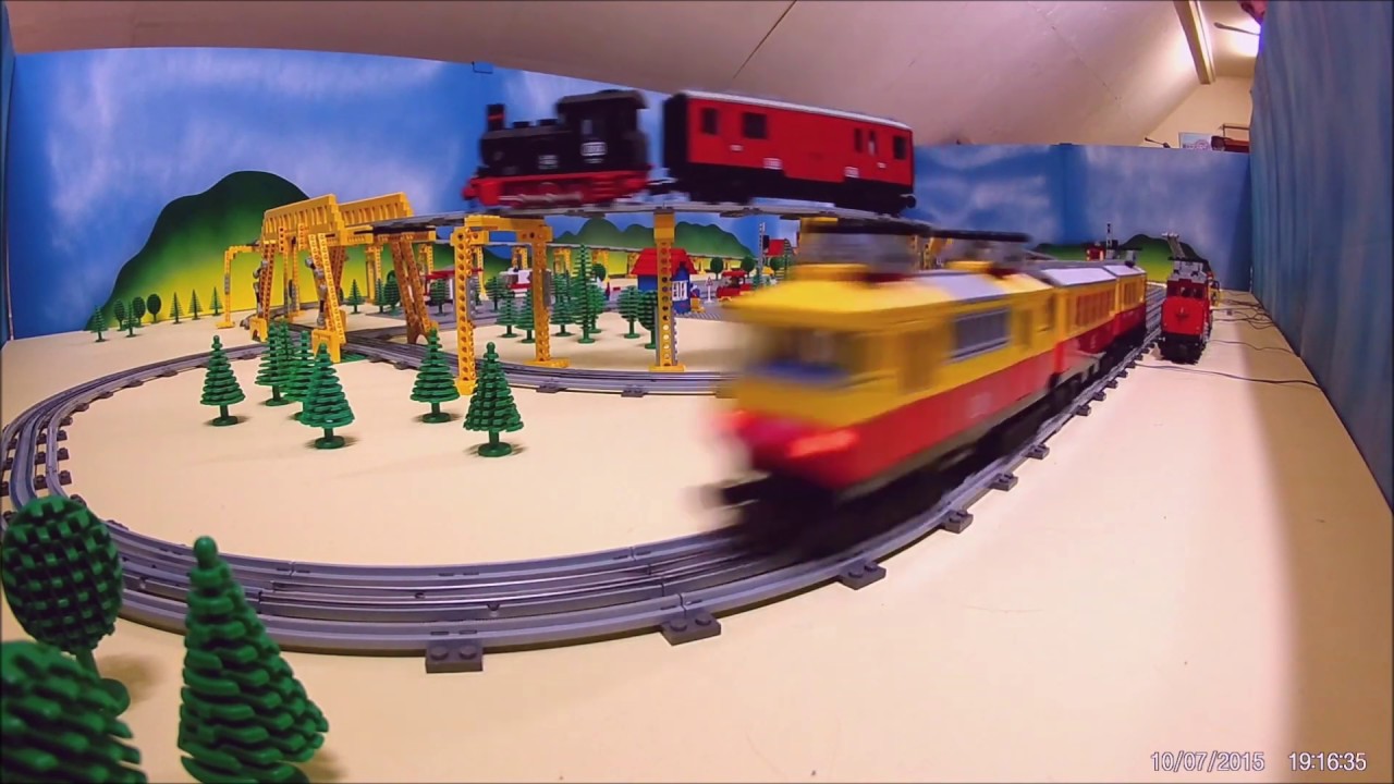 LEGO 12v Trains - 1980's LEGO 7777 Trains Ideas Book Layout (Street Level View)