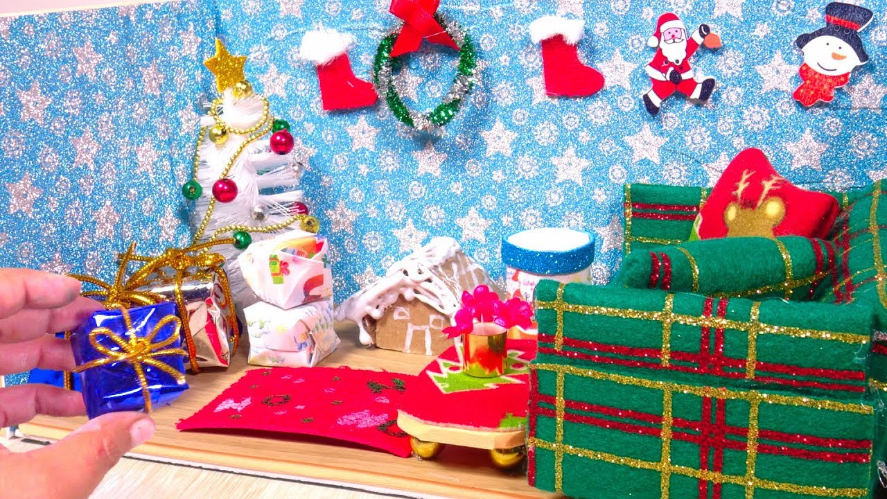 DIY Miniature Christmas Trees & Wreaths Decorations Dollhouse Room Present Box