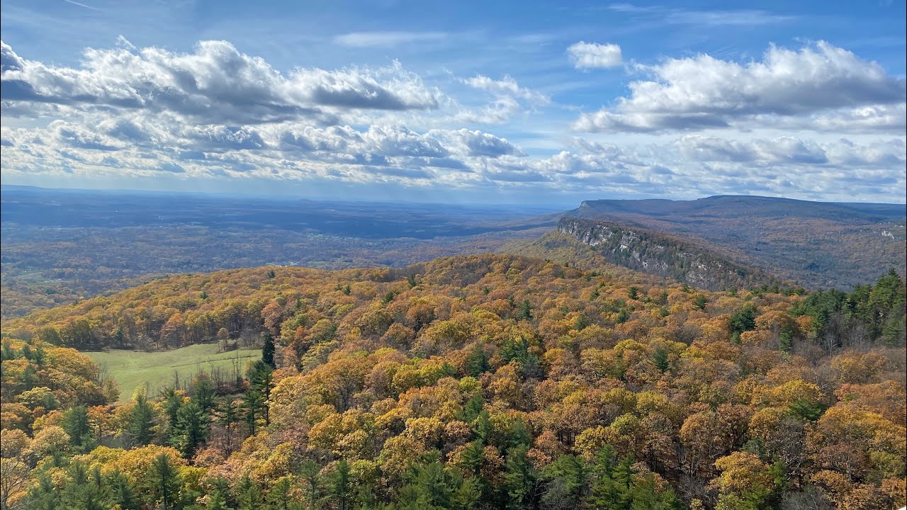 Hiking the ENCHANTED Mohonk Mountain House, NY to Sky Top Tower