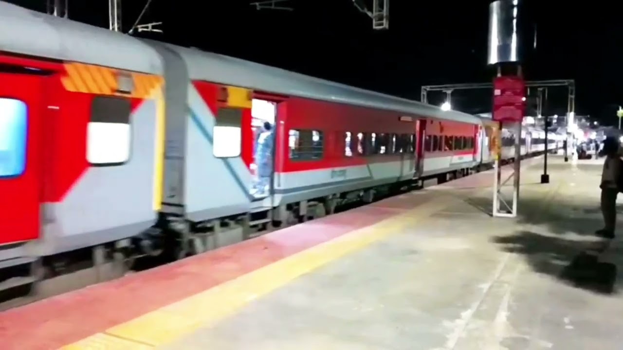 22869MGR Chennai CentralWeekly SF Express